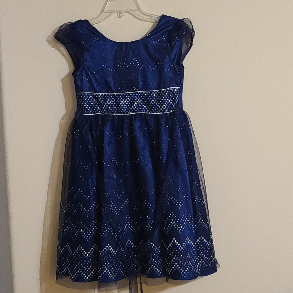 Girls dress